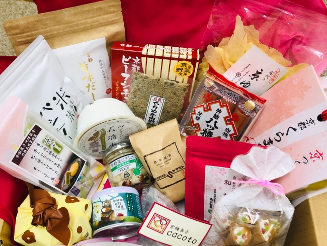 お家で京都を楽しむ「京都ふっこう復袋」全国的に有名な銘菓から地元で人気の商品まで