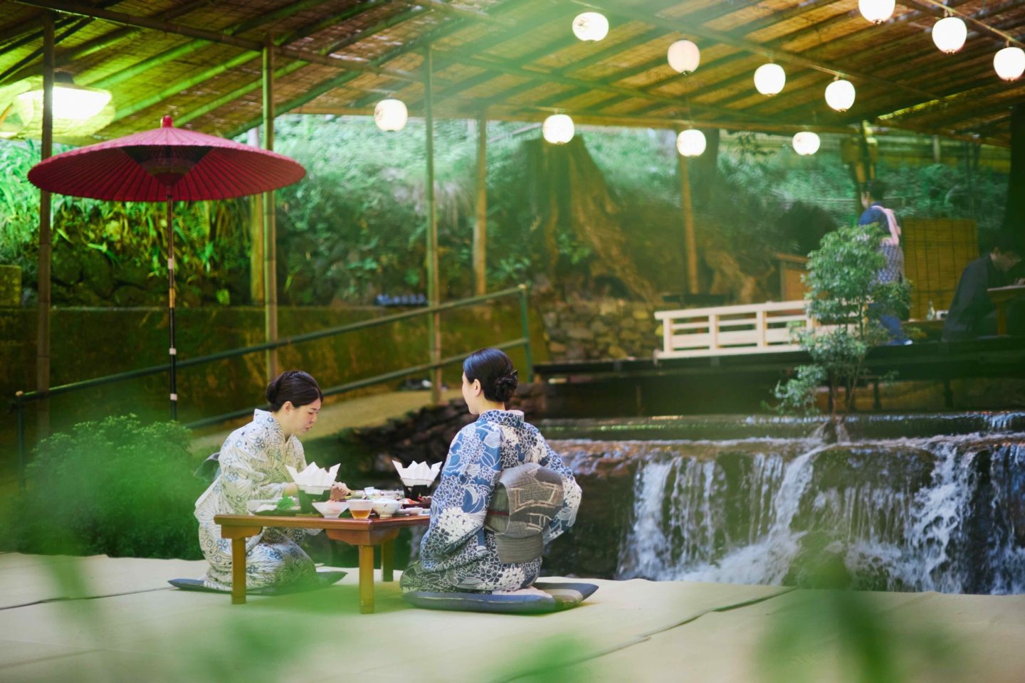 【京都センチュリーホテル】“京都の夏の風物詩”を楽しめる「納涼床での食事付き宿泊プラン」販売中