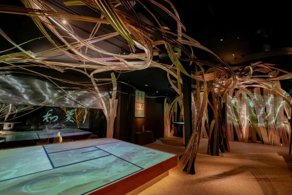 京都駅東広場のビアガーデン アートテラスラウンジ『NIWA（ニワ）』