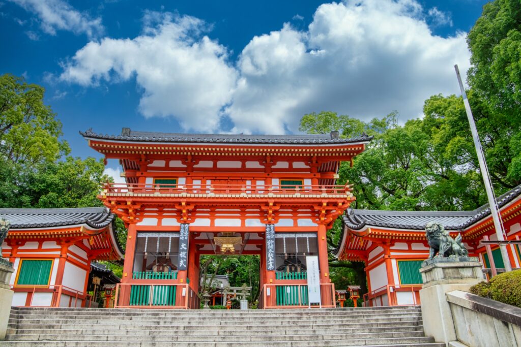 ★【京都の初詣バスツアー】晴明神社＋北野天満宮＋八坂神社＋下鴨神社 （2026/1/1～4）＜昼食付／京都駅発＞