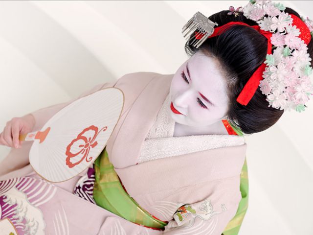 時代衣装体験（舞妓・花魁・十二単）スタジオ撮影体験
