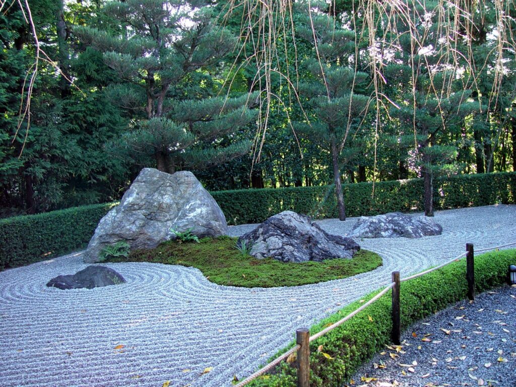 「妙心寺塔退蔵院」を参拝し、日本料理「花ごころ」でランチ