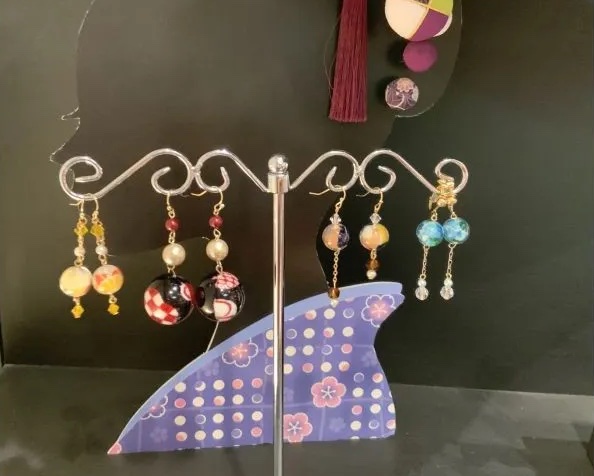 伝統工芸の手作りアクセサリー体験