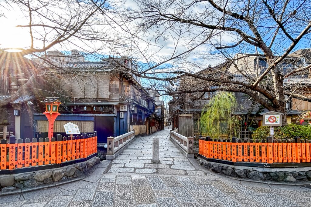 【京都ウォーキングツアー】あなたの知らない昼の花街！祇園のひる遊び