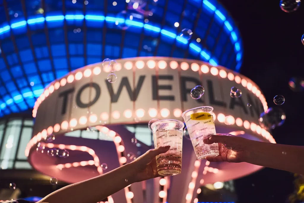 TOWERLAND –ROOFTOP BAR & BBQ–（タワーランド ルーフトップ バー アンド バーベキュー）