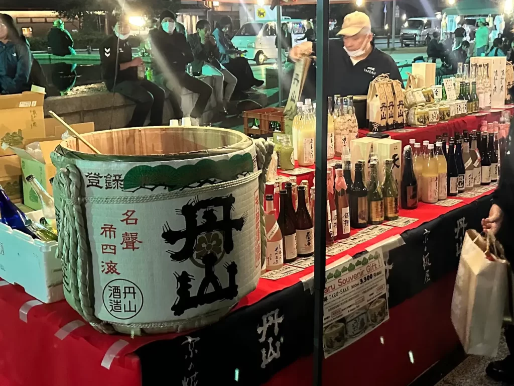 「京都夜市」第12回開催テーマは「夜桜で乾杯」