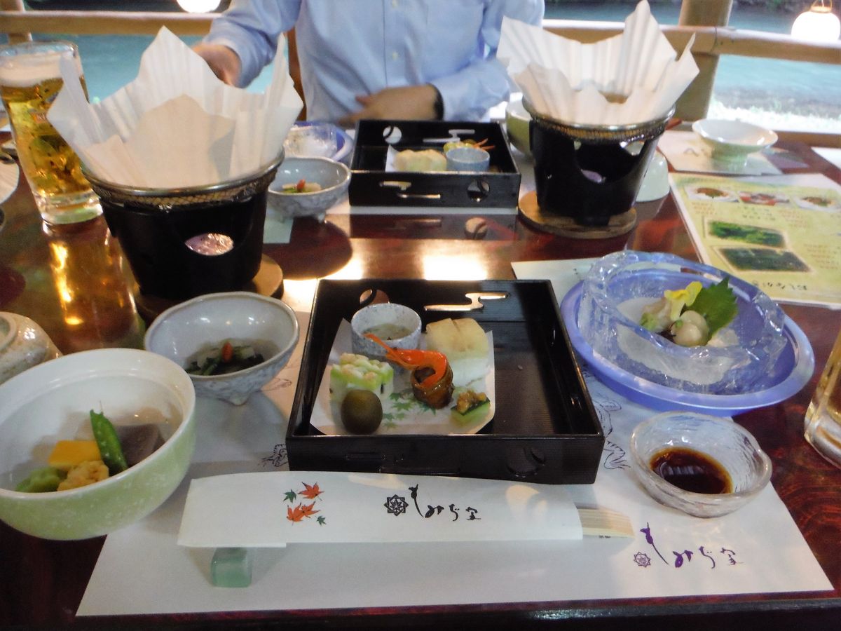 【京都高雄 川床】京都高雄 もみぢ家　川床ディナープラン 納涼川床料理＋舞妓さんの京舞鑑賞日あり