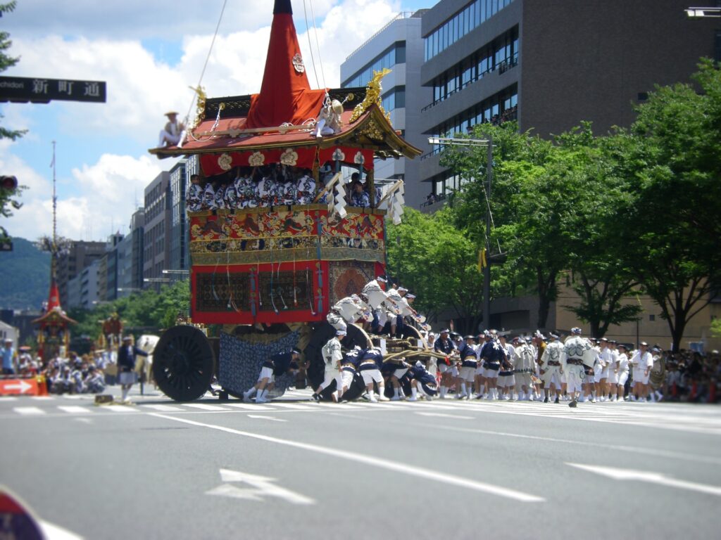 祇園祭山鉾巡行観覧と三井アウトレットパーク滋賀竜王