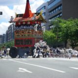 ★【京都 祇園祭バスツアー】祇園祭山鉾巡行観覧と三井アウトレットパーク滋賀竜王（2026/7/17・24）＜京都駅発＞