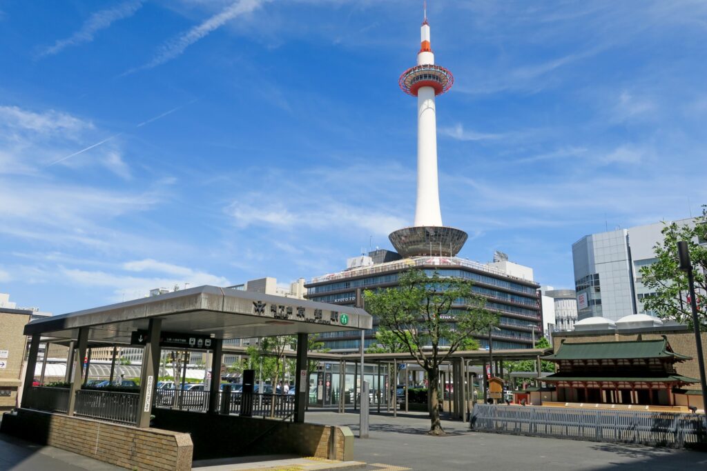 【京都 ハイウェイクルーズ】スカイバス京都のハイウェイクルーズ 黄桜「伏水蔵」&おたべ本館